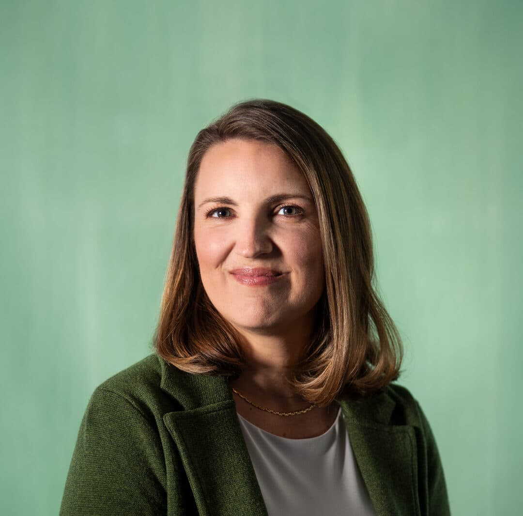 julia laurin