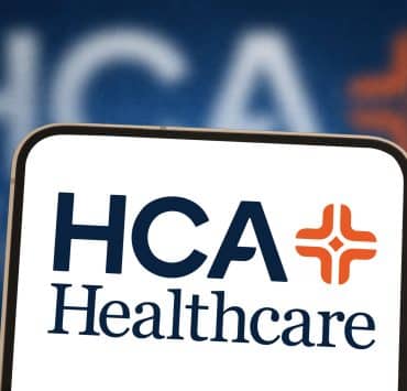 HCA Healthcare expands its Texas urgent care network through the acquisition of 40 Texas MedClinic locations.