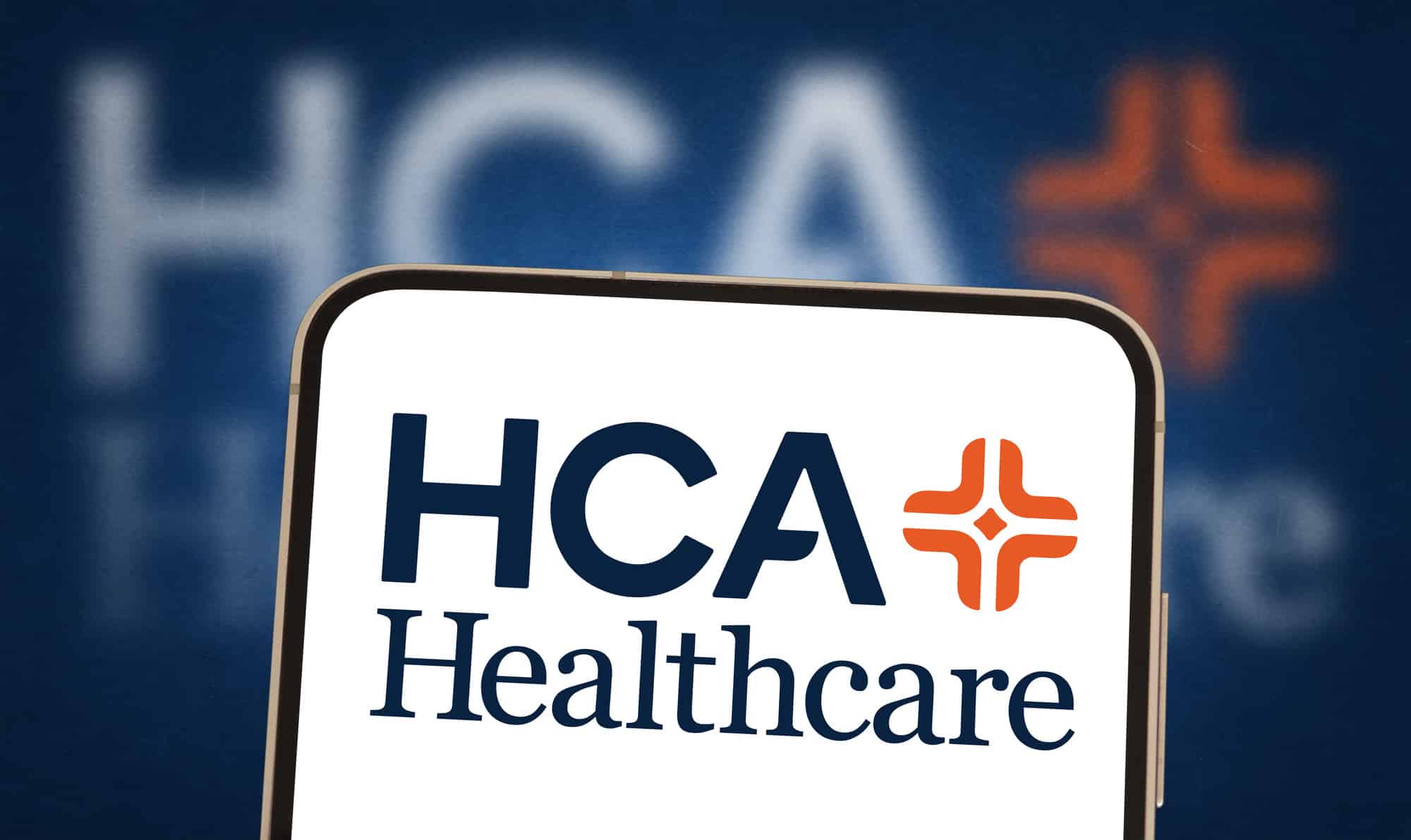 HCA Healthcare expands its Texas urgent care network through the acquisition of 40 Texas MedClinic locations.